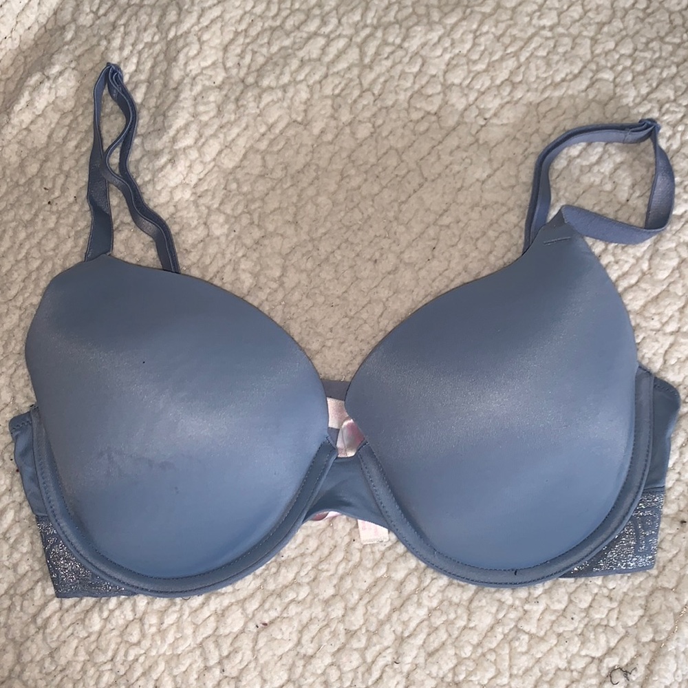 Blue sparkly T shirt bra